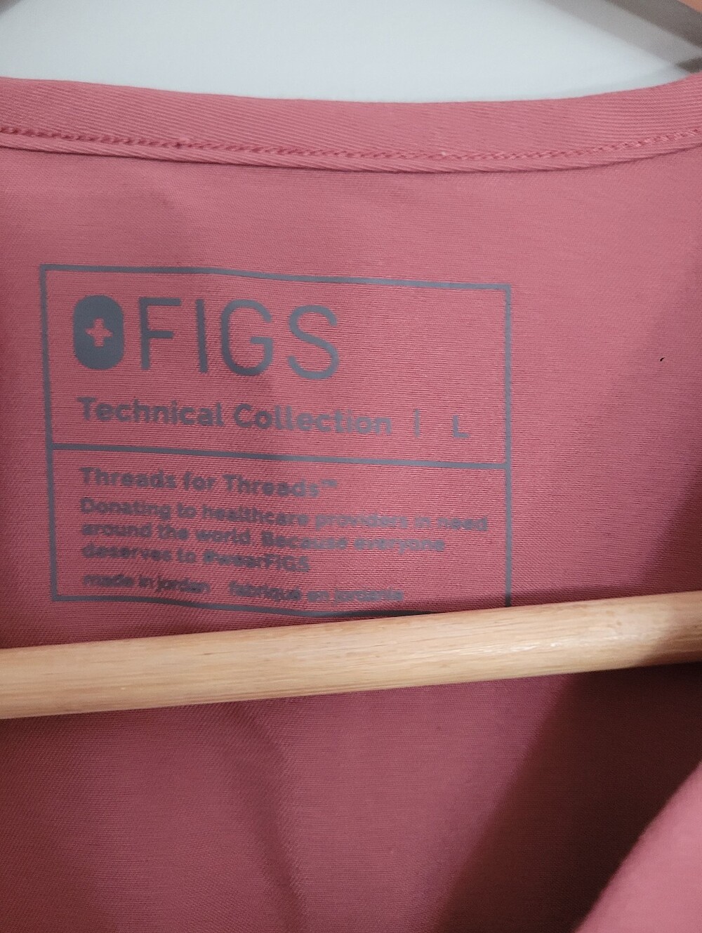 FIGS Mauve Catarina One-Pocket Scrub Top - Size Large - Picture 3 of 6
